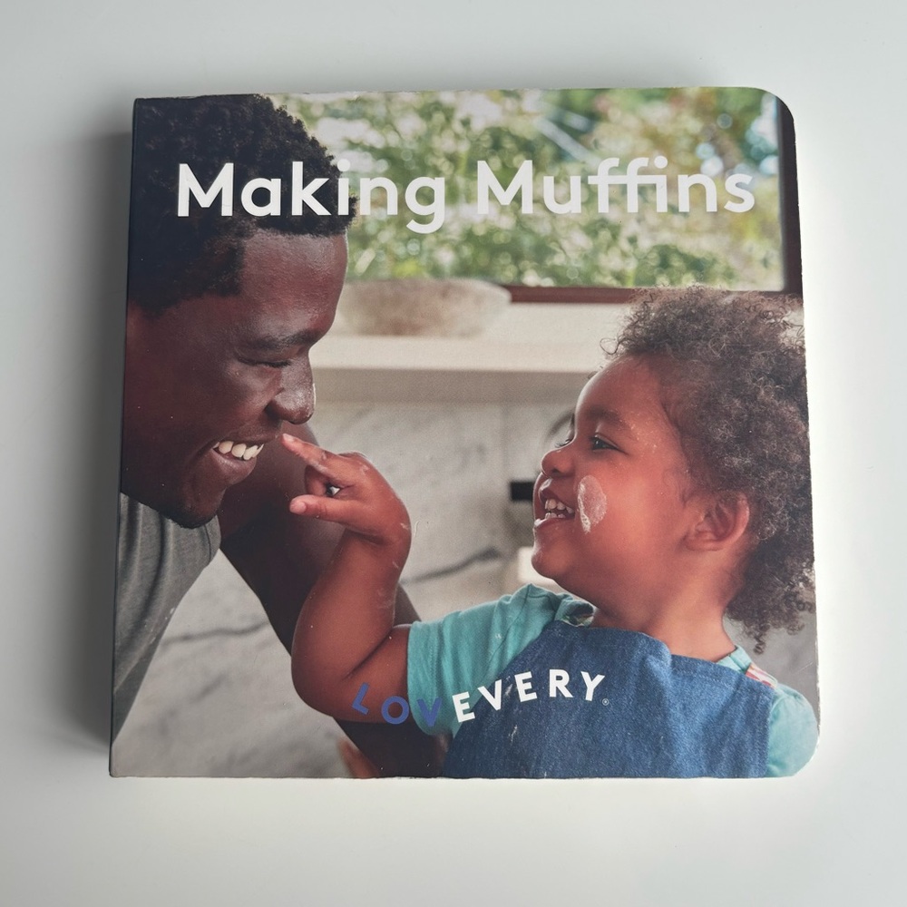 LOVEVERY Making Muffins Book for Kids